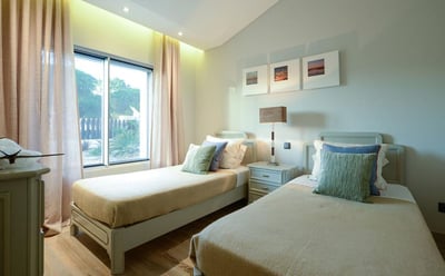 Luxury Villa Photo #18