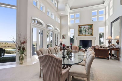 Luxury Villa Photo #17
