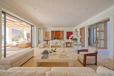 Luxury Villa Photo #21