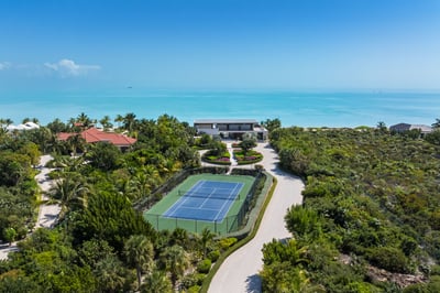 Luxury Villa Photo #48