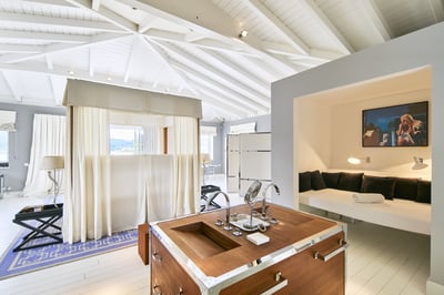 Luxury Villa Photo #28