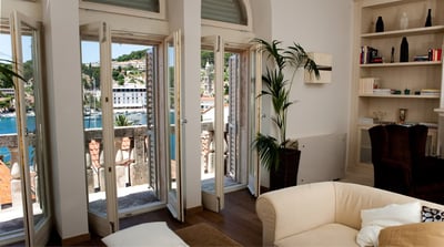 Luxury Villa Photo #15