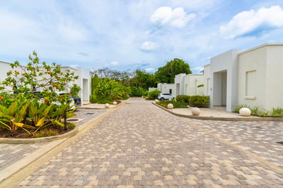 Luxury Villa Photo #28