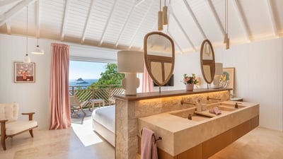 Luxury Villa Photo #35
