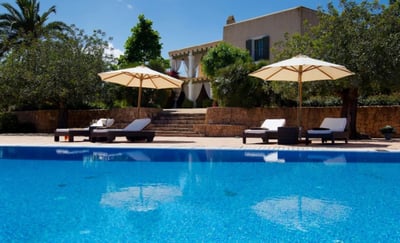 Luxury Villa Photo #4