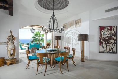 Luxury Villa Photo #17