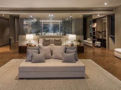 Luxury Villa Photo #15