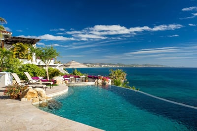 Luxury Villa Photo #2