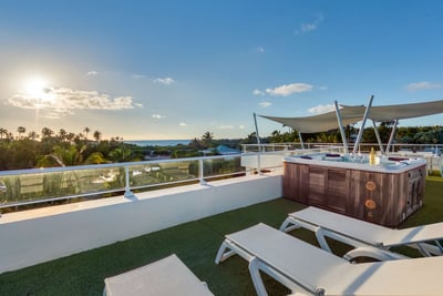 Luxury Villa Photo #7