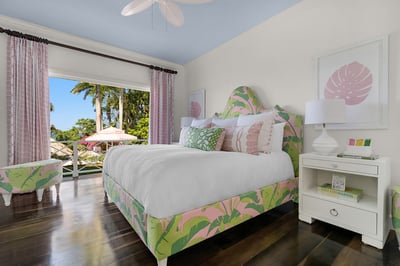Luxury Villa Photo #25