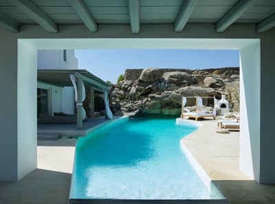 Luxury Villa Photo #2