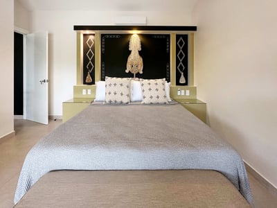 Luxury Villa Photo #54
