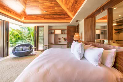 Luxury Villa Photo #33