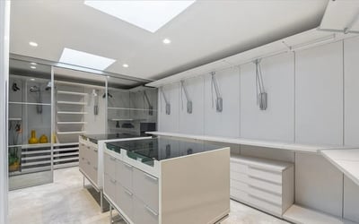 Luxury Villa Photo #47
