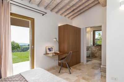 Luxury Villa Photo #23