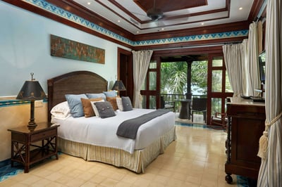 Luxury Villa Photo #23