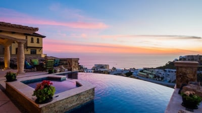 Luxury Villa Photo #11