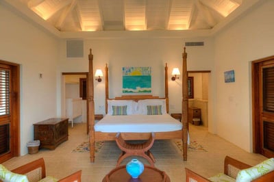 Luxury Villa Photo #11