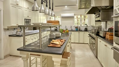 Luxury Villa Photo #25