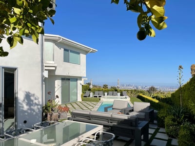 Luxury Villa Photo #6