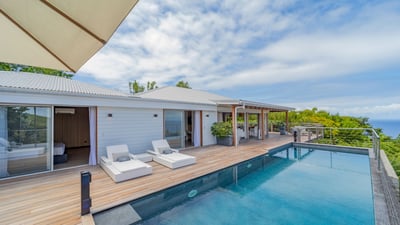 Luxury Villa Photo #8