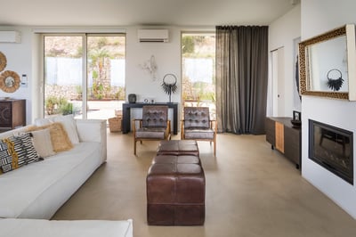 Luxury Villa Photo #28