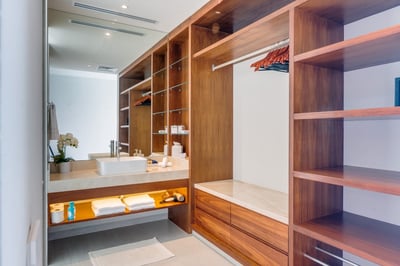 Luxury Villa Photo #26