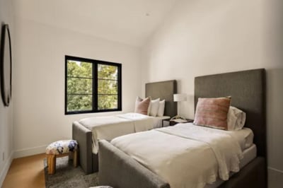 Luxury Villa Photo #28