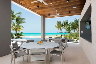 Luxury Villa Photo #12