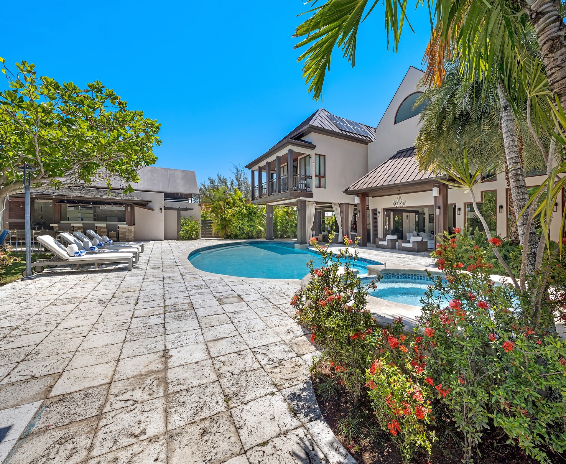 Breakaway Villa - 2
