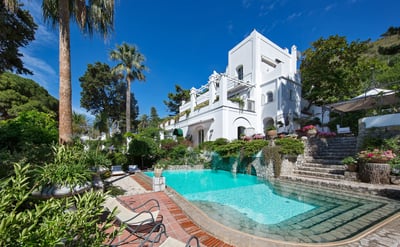 Luxury Villa Photo #2
