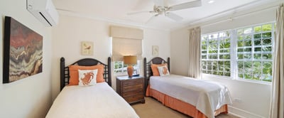 Luxury Villa Photo #14
