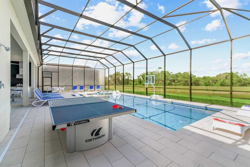 Tee It Up at Villatel Village Solterra