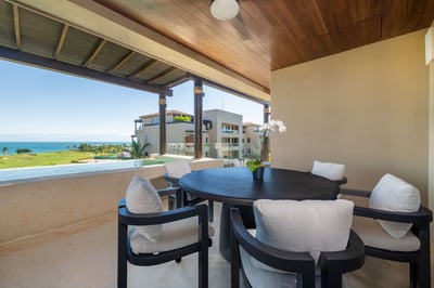 Luxury Villa Photo #2