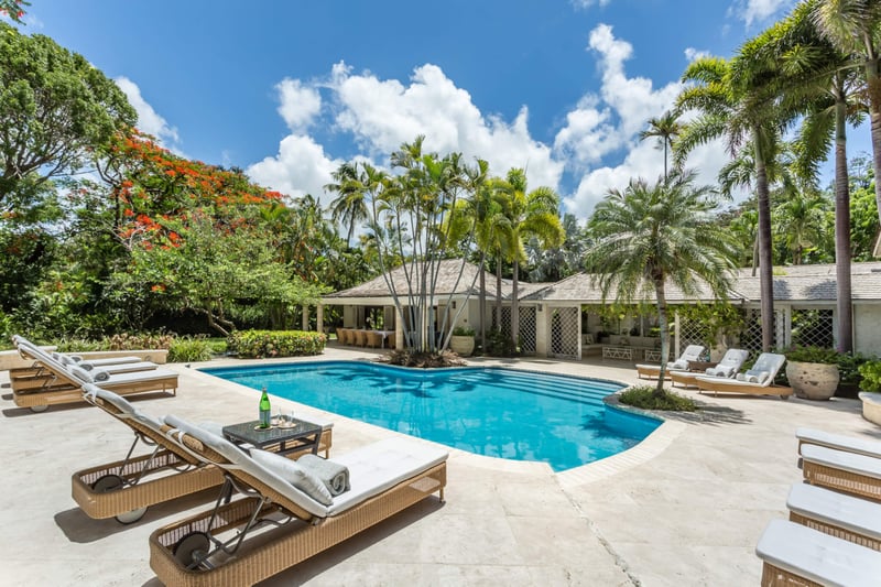 Bluff House and Cottage