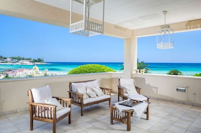 Luxury Villa Photo #34