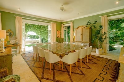 Luxury Villa Photo #28
