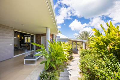 Luxury Villa Photo #3