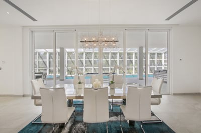 Luxury Villa Photo #27