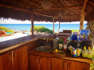 Luxury Villa Photo #6