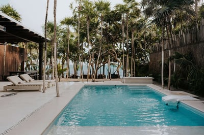 Luxury Villa Photo #3