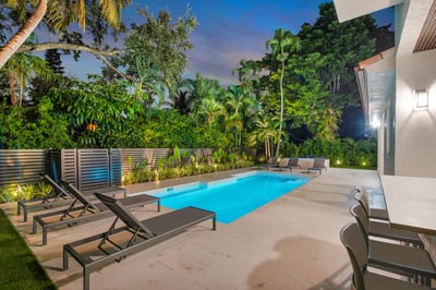 Luxury Villa Photo #7