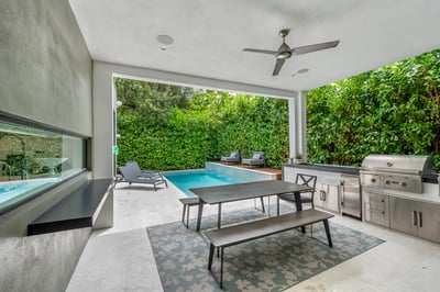 Luxury Villa Photo #5