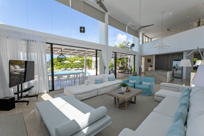 Luxury Villa Photo #14