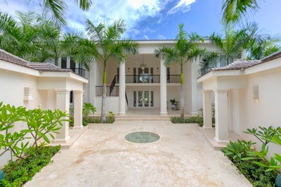 Luxury Villa Photo #45