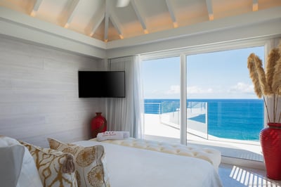 Luxury Villa Photo #35