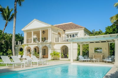 Luxury Villa Photo #2