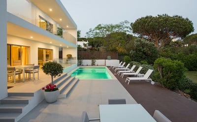 Luxury Villa Photo #4