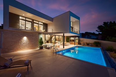 Luxury Villa Photo #13