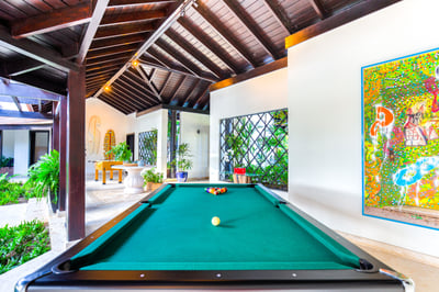 Luxury Villa Photo #28